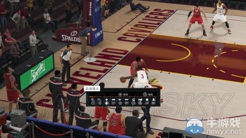 《NBA 2K15》底角面框突破暴扣技巧
