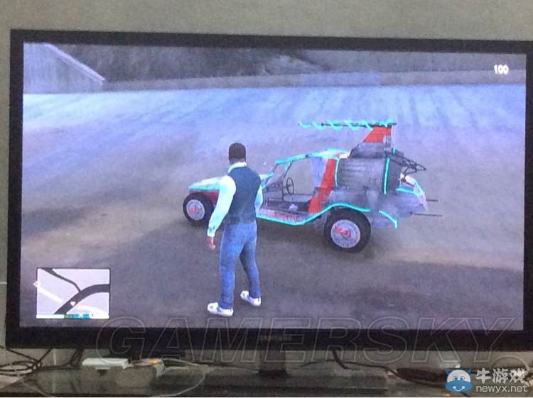 《GTA5》下車不熄火的方法