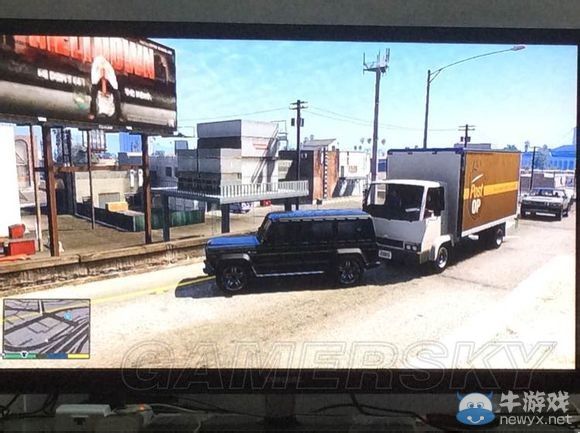 《GTA5》開卡車后門的方法
