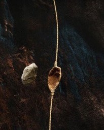 《孤島驚魂：原始?xì)⒙尽啡淦鞣N類功能說明