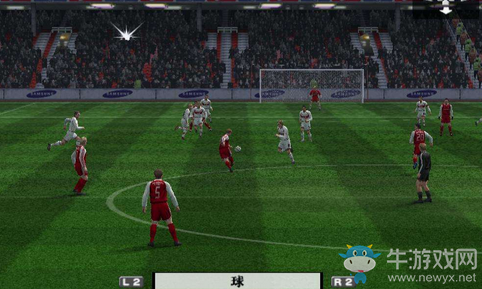 《實(shí)況足球8》PES4球場閃爍程度表