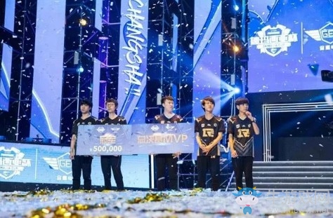 《LOL》歷屆德瑪西亞杯梗文化  uzi的冠軍魔咒  mata的單手杰斯