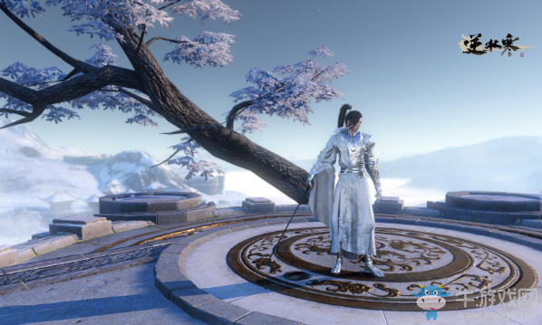 《逆水寒》銀甲時裝風嘯寒鳴外觀一覽