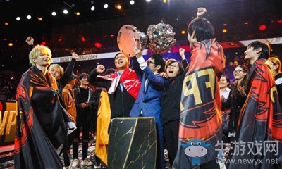《LOL》2019全球總決賽冠軍圖標領(lǐng)取地址介紹