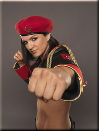 《紅色警戒3》單位介紹—娜塔莎