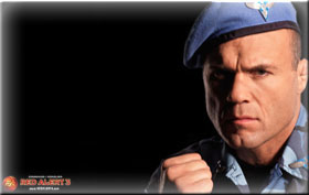 《紅色警戒3》人物介紹—指揮官華倫·富勒