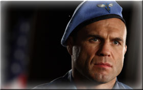 《紅色警戒3》人物介紹—指揮官華倫·富勒