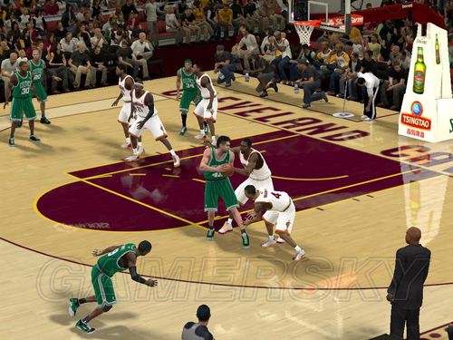 《NBA 2K12》墩子在球隊(duì)中的砥柱作用和暴力空接流防守反擊打法