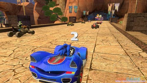 《索尼克全明星賽車：變形》操作方法技巧