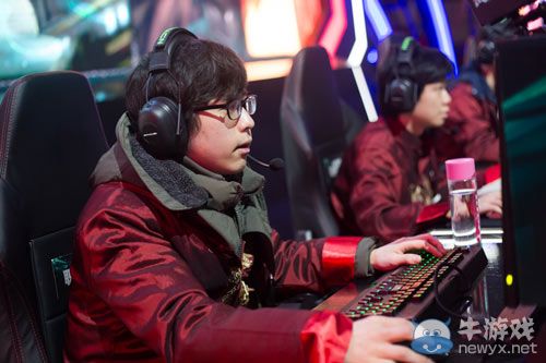 《LOL》LPL第六周综述：EDG逼平OMG WE实力提升