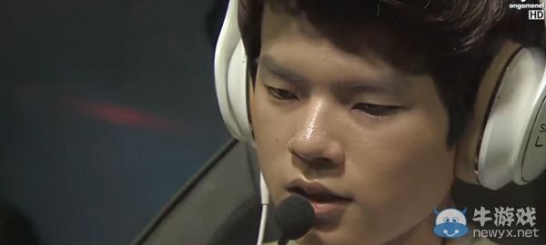 《LOL》外媒评EDG战队Deft：水性柔而能克刚 羊驼不殇