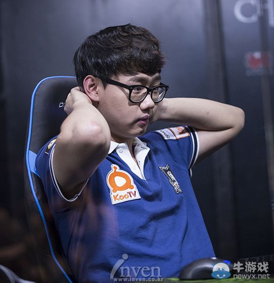 SKT1豪取14连胜锁定夏季赛冠军 提前保送晋级S5